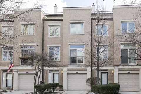 2712 N Southport Ave #A, Chicago, IL 60614