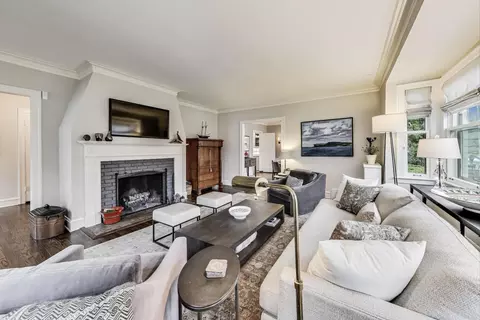 2321 Forestview Rd, Evanston, IL 60201 photo 5