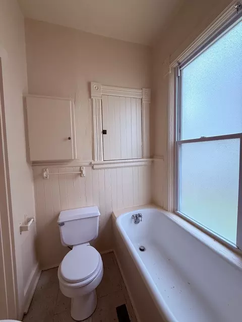 439 S Chicago Ave, Kankakee, IL 60901 photo 6