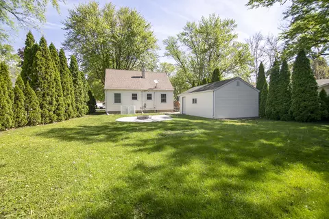 Exterior - 1357 Lennington Cir, Kankakee, IL 60901 photo 1 of 2