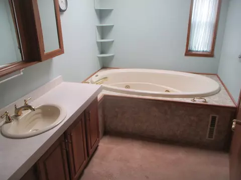 2912 E 11th Rd, Ottawa, IL 61350 photo 6