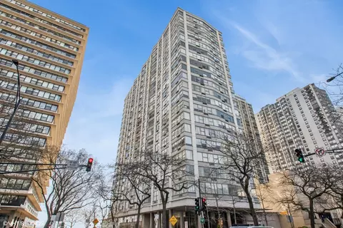 5757 N Sheridan Rd #14D, Chicago, IL 60660