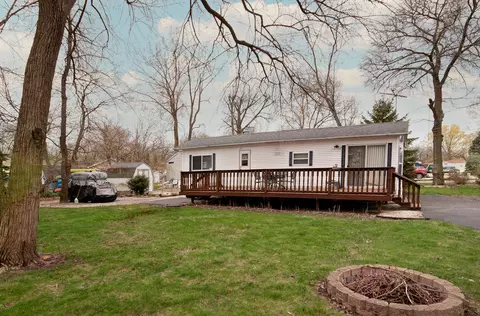 8 Bluegill Cir, Wilmington, IL 60481