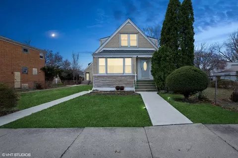 9342 S Indiana Ave, Chicago, IL 60619