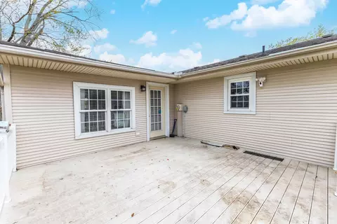 607 Broadmoor Dr, Bloomington, IL 61704 photo 41