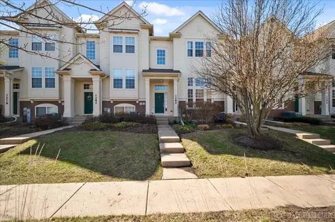 1286 Comiskey Ave #1286, North Aurora, IL 60542