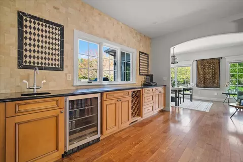 Kitchen - 24 Stonebrook Ct, Bloomington, IL 61704 photo 3 of 4