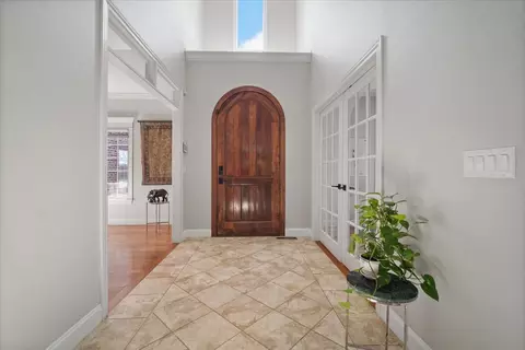 Entry Way - 24 Stonebrook Ct, Bloomington, IL 61704 photo 1 of 3