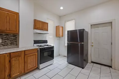 Other - 734 E 42nd St, Chicago, IL 60653 photo 3 of 8