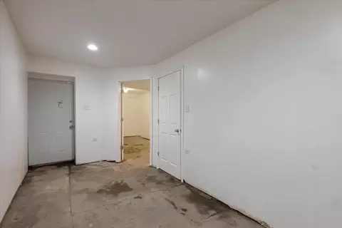 Other - 734 E 42nd St, Chicago, IL 60653 photo 6 of 8