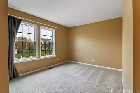 Bedroom - 123 Norman Dr, Mchenry, IL 60050 photo 5 of 7