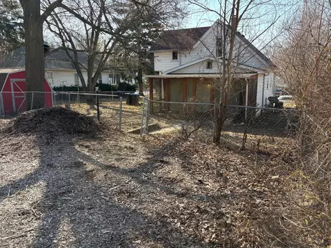 1003 W Olive St, Bloomington, IL 61701 photo 10