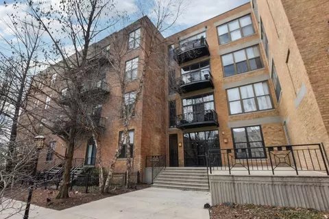 1330 W Monroe St #315, Chicago, IL 60607