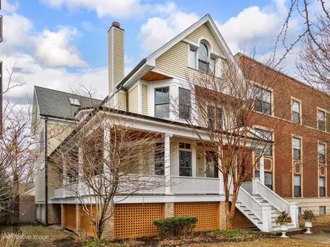 4150 N Hermitage Ave, Chicago, IL 60613