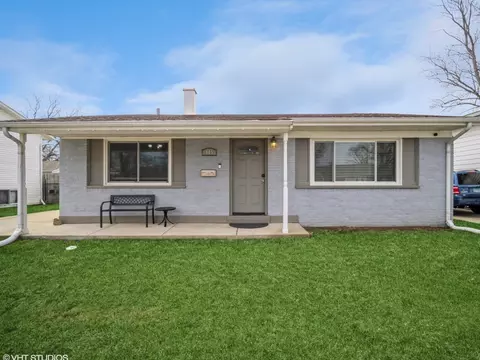 145 E Wrightwood Ave, Glendale Heights, IL 60139