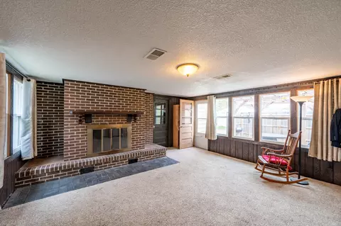 Living - 1617 W Fourth St, Dixon, IL 61021 photo 2 of 3