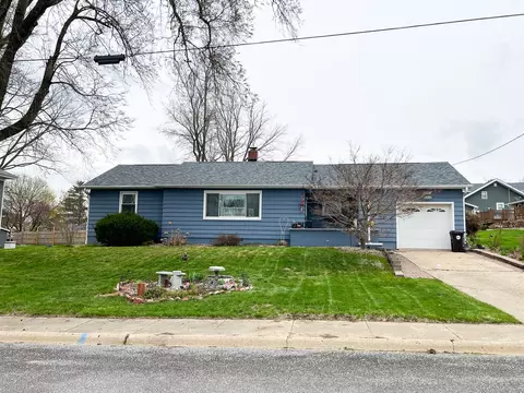 504 W Broad St, Roanoke, IL 61561