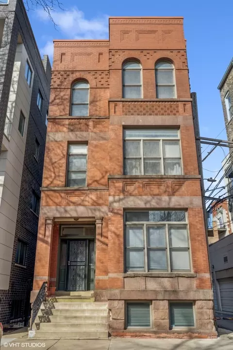 1546 N Hudson Ave #3, Chicago, IL 60610