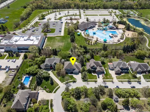 View/Area - 6433 Davidson Ct, Gurnee, IL 60031 photo 1 of 9