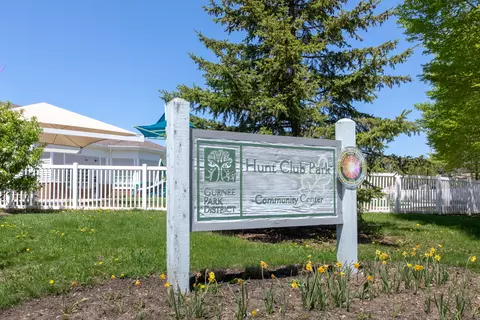View/Area - 6433 Davidson Ct, Gurnee, IL 60031 photo 2 of 9