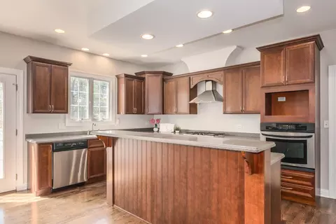 Kitchen - 6433 Davidson Ct, Gurnee, IL 60031 photo 1 of 3