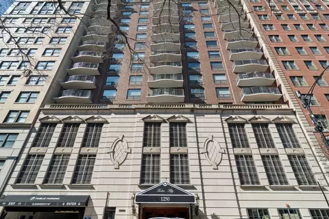 1250 N Dearborn St #20C, Chicago, IL 60610