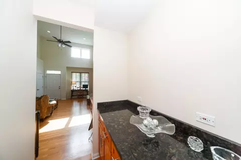 Entry Way - 716 Samson Way, Northbrook, IL 60062 photo 1 of 2