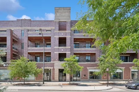 5820 N Clark St #303, Chicago, IL 60660