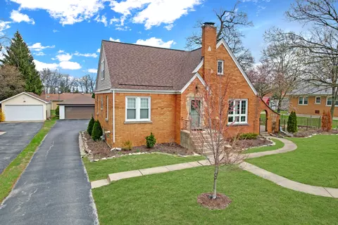 15 Eureka Dr, Lemont, IL 60439 photo 2