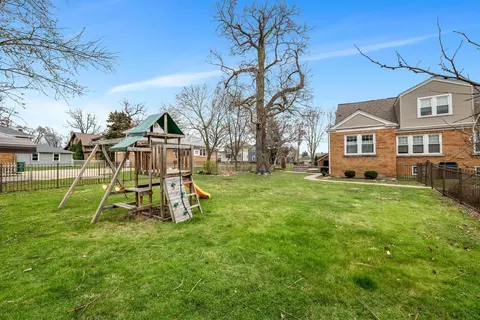 15 Eureka Dr, Lemont, IL 60439 photo 11