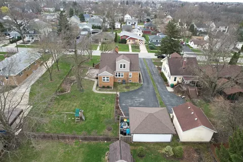 15 Eureka Dr, Lemont, IL 60439 photo 4