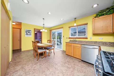 4302 Carrington Ln, Plainfield, IL 60586 photo 8