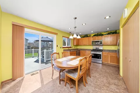 4302 Carrington Ln, Plainfield, IL 60586 photo 5