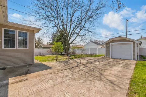 1707 Dearborn St, Crest Hill, IL 60403 photo 24
