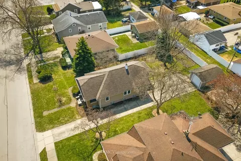 1707 Dearborn St, Crest Hill, IL 60403 photo 3