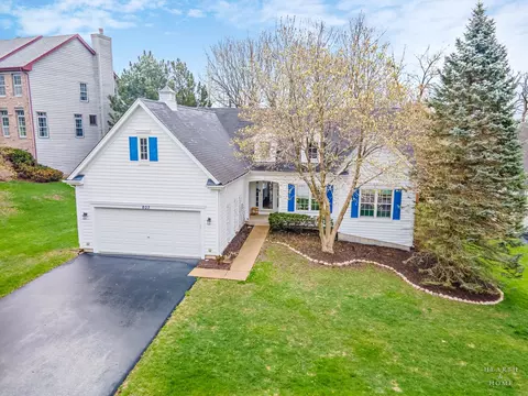803 Pleasant Dr, Fox River Grove, IL 60021