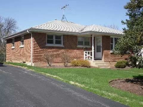 808 Countryside Hwy, Mundelein, IL 60060