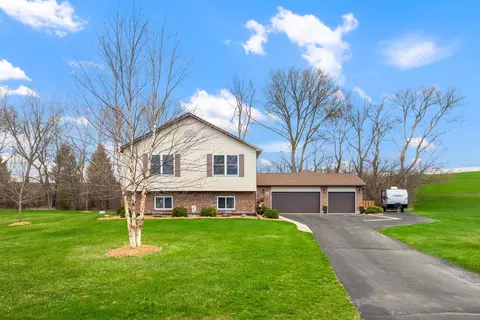 533 Towne Ct, Gilberts, IL 60136
