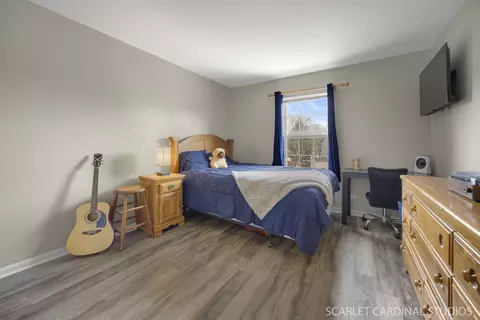 Bedroom - 644 Sumac Dr, Aurora, IL 60506 photo 4 of 4
