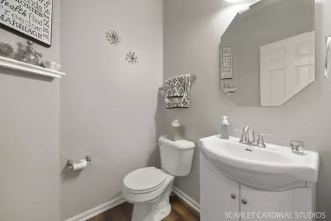 Bath - 644 Sumac Dr, Aurora, IL 60506 photo 4 of 4