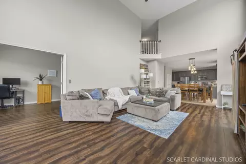 Living - 644 Sumac Dr, Aurora, IL 60506 photo 3 of 3