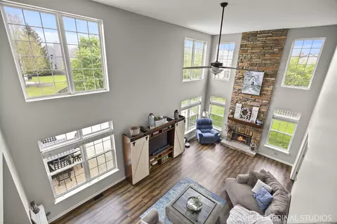 Other - 644 Sumac Dr, Aurora, IL 60506 photo 5 of 9