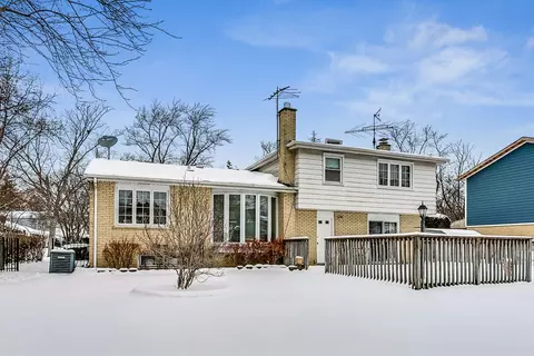 3423 Maple Leaf Dr, Glenview, IL 60026 photo 33