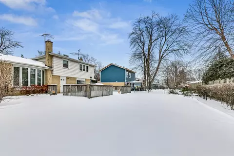 3423 Maple Leaf Dr, Glenview, IL 60026 photo 36