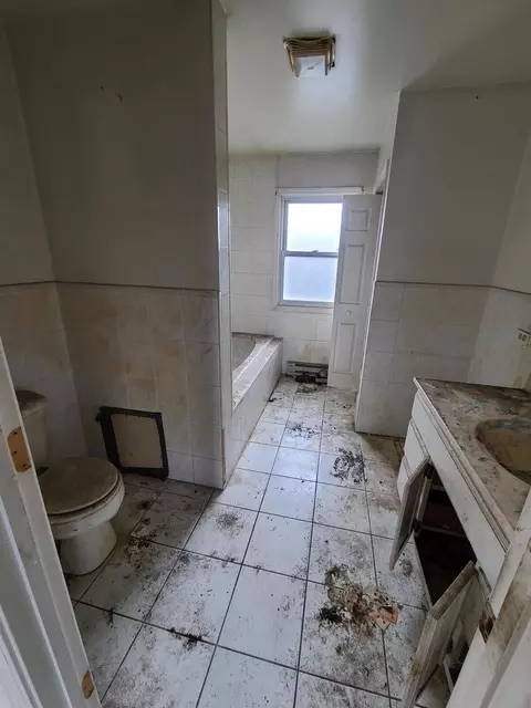 1054 W 104th St, Chicago, IL 60643 photo 13