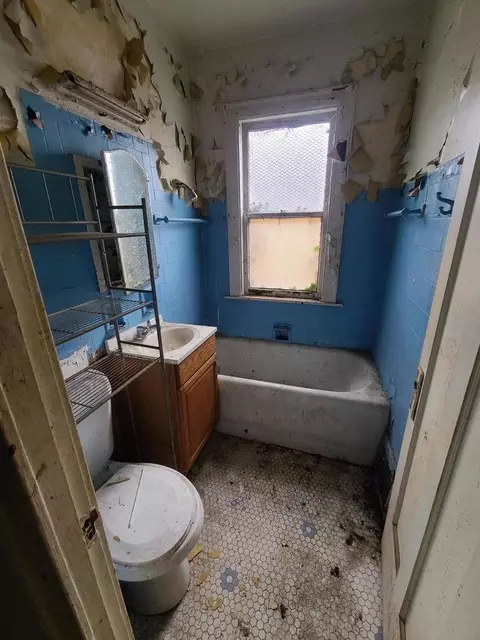 1054 W 104th St, Chicago, IL 60643 photo 8