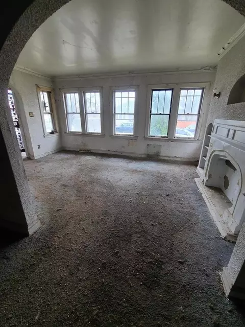 1054 W 104th St, Chicago, IL 60643 photo 5