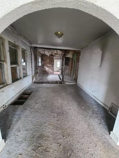 1054 W 104th St, Chicago, IL 60643 photo 6