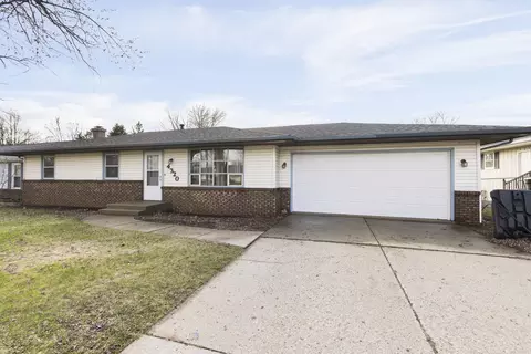 4320 Harvest Trl, Loves Park, IL 61111