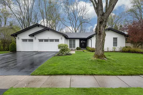 975 North Ave, Deerfield, IL 60015